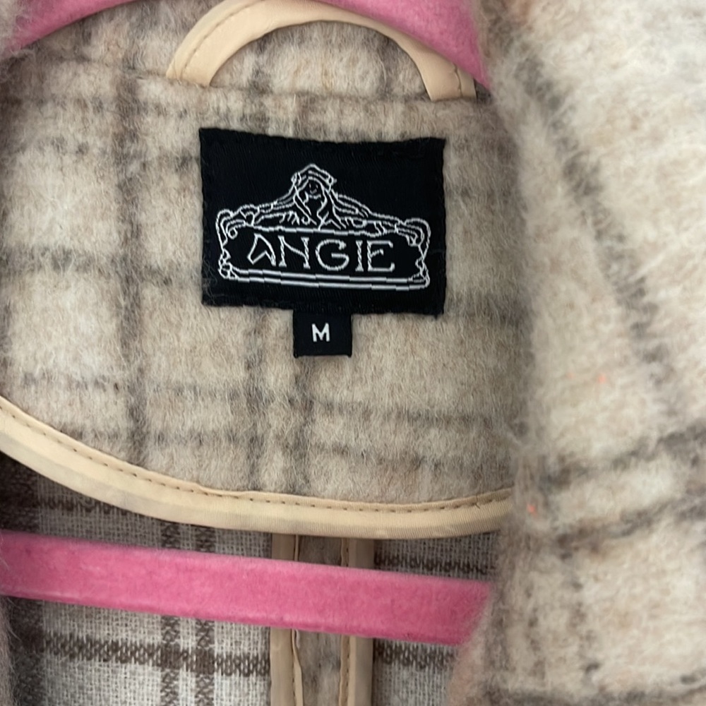 Coat - Picture 5 of 9